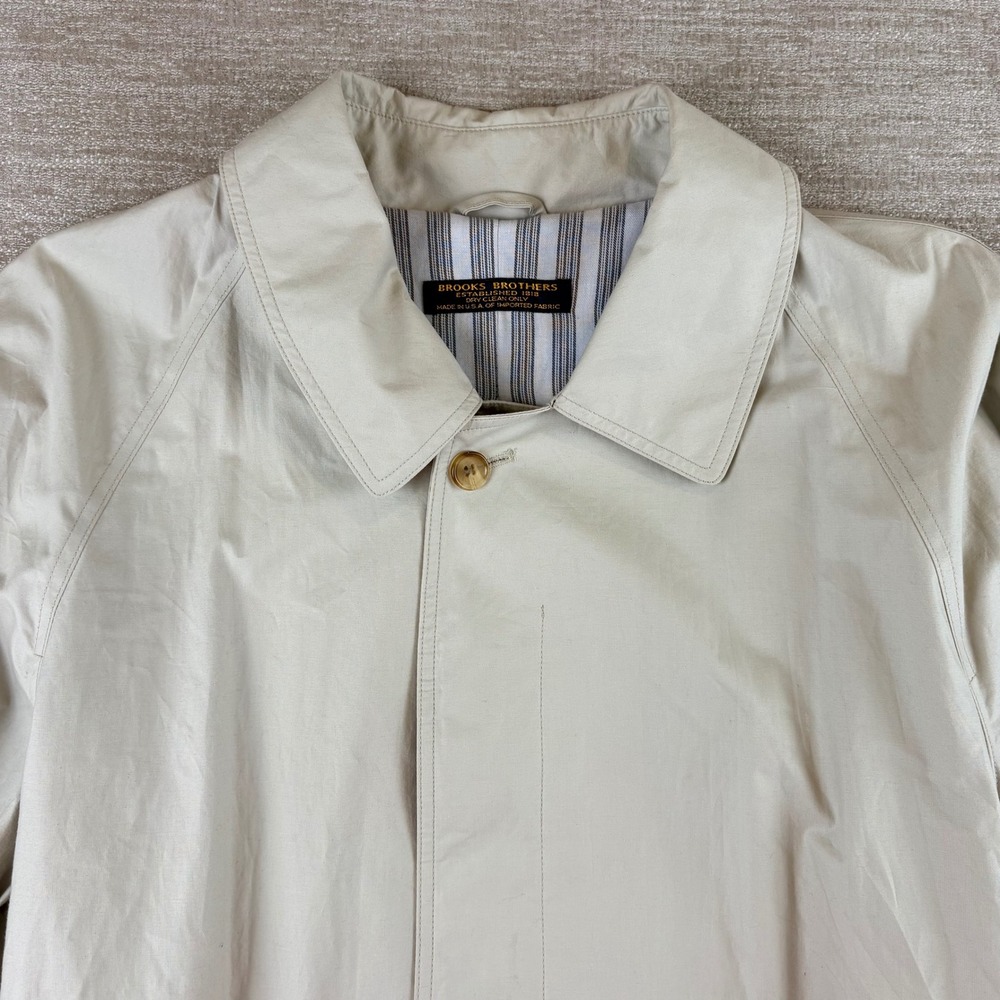 RARE Vintage Brooks Brothers Made in USA Beige Belted Trench Coat Mens 42L Long
